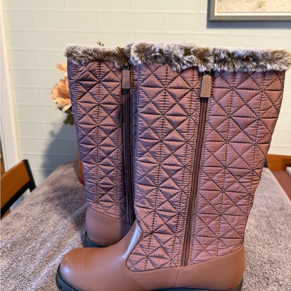 Trotters Brown Quilted Winter Boots - Picture 5 of 7